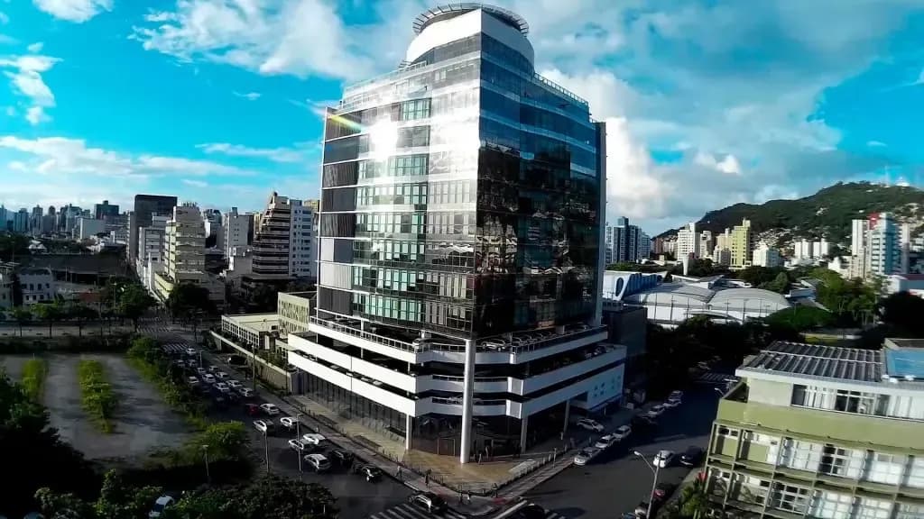 TCE-SC abre concurso com salário de até R$ 21 mil: inscrições encerram dia 2 de abril