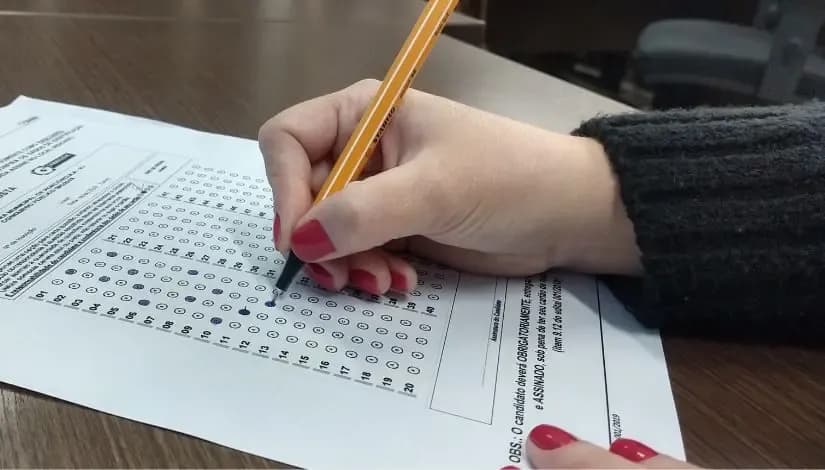 Ceará tem vagas abertas nesta semana: concursos, empregos e estágios com inscrições encerrando em breve