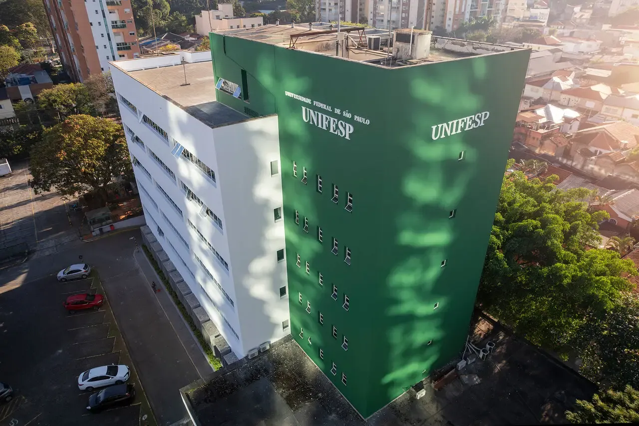 UNIFESP abre vaga para Professor Substituto em Arquitetura com salário de mais de R$ 8 mil.